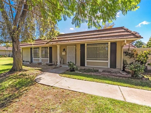 23526 Los Adornos, Aliso Viejo, CA 92656