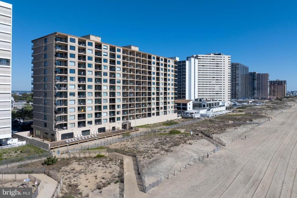 10002 COASTAL HIGHWAY , OCEAN CITY, MD 21842