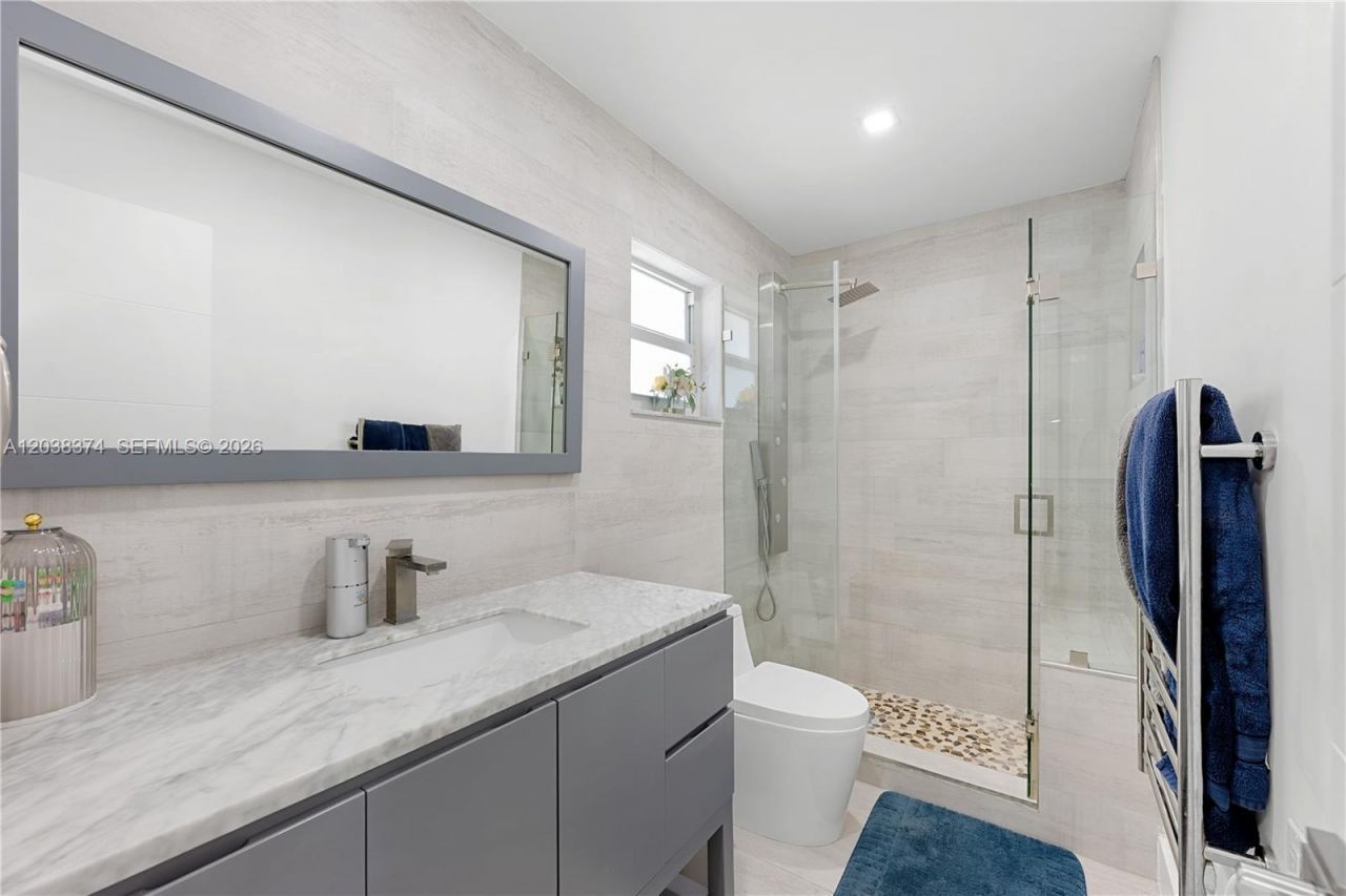 9724 SW 4th Terrace , Miami, FL 33174 Photo