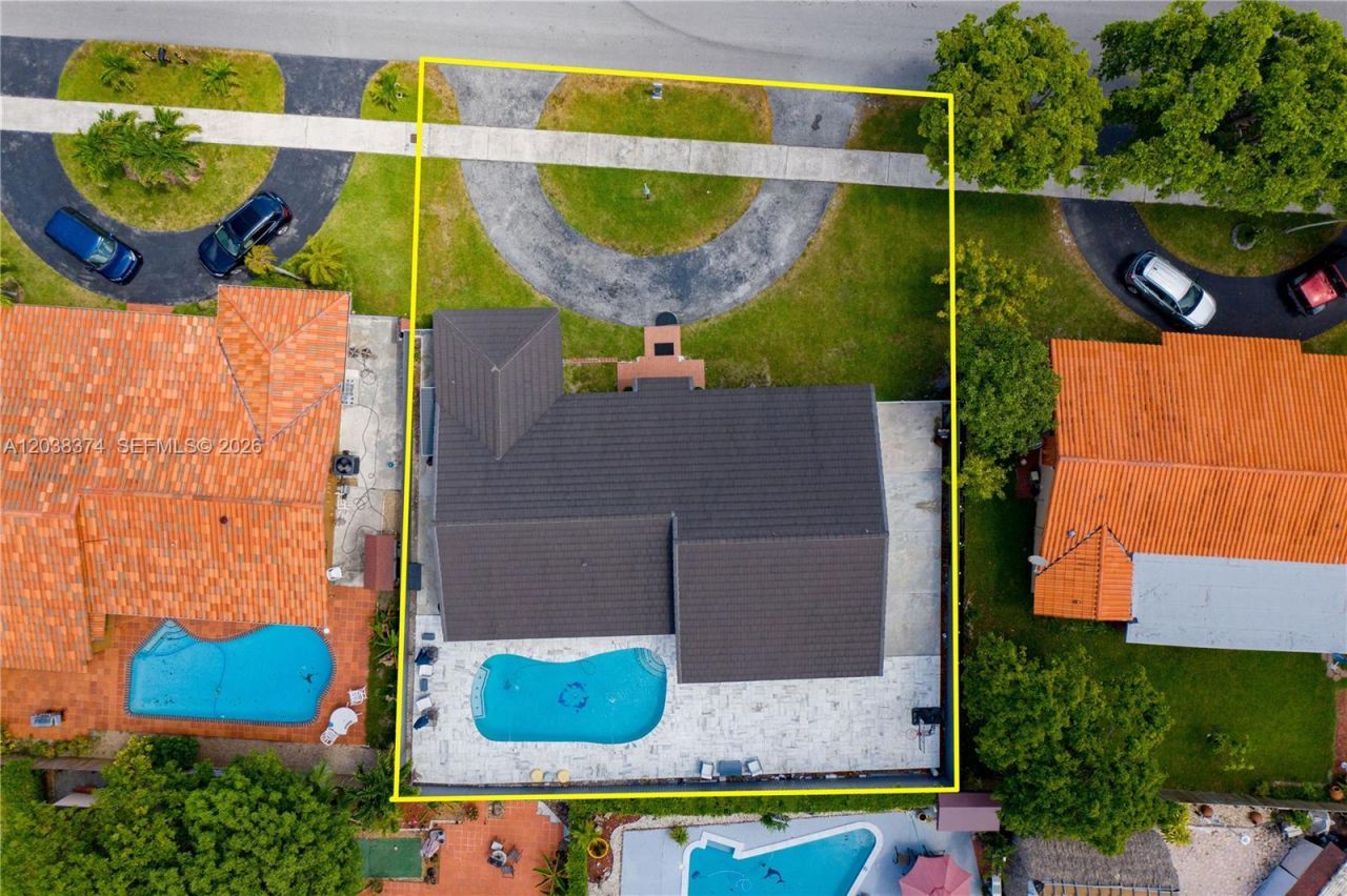 9724 SW 4th Terrace , Miami, FL 33174 Photo