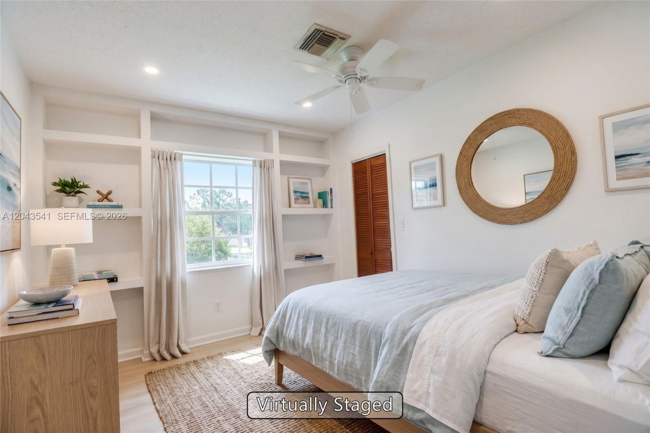 9720 Palmetto Club Ln W, Miami, FL 33157 Photo
