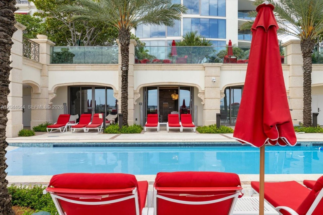 17975 Collins Ave , Unit Bc#2, Sunny Isles Beach, FL 33160 Photo