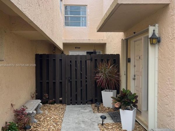 8925 NE 4 AVENUE RD , Unit 8925, Miami Shores, FL 33138