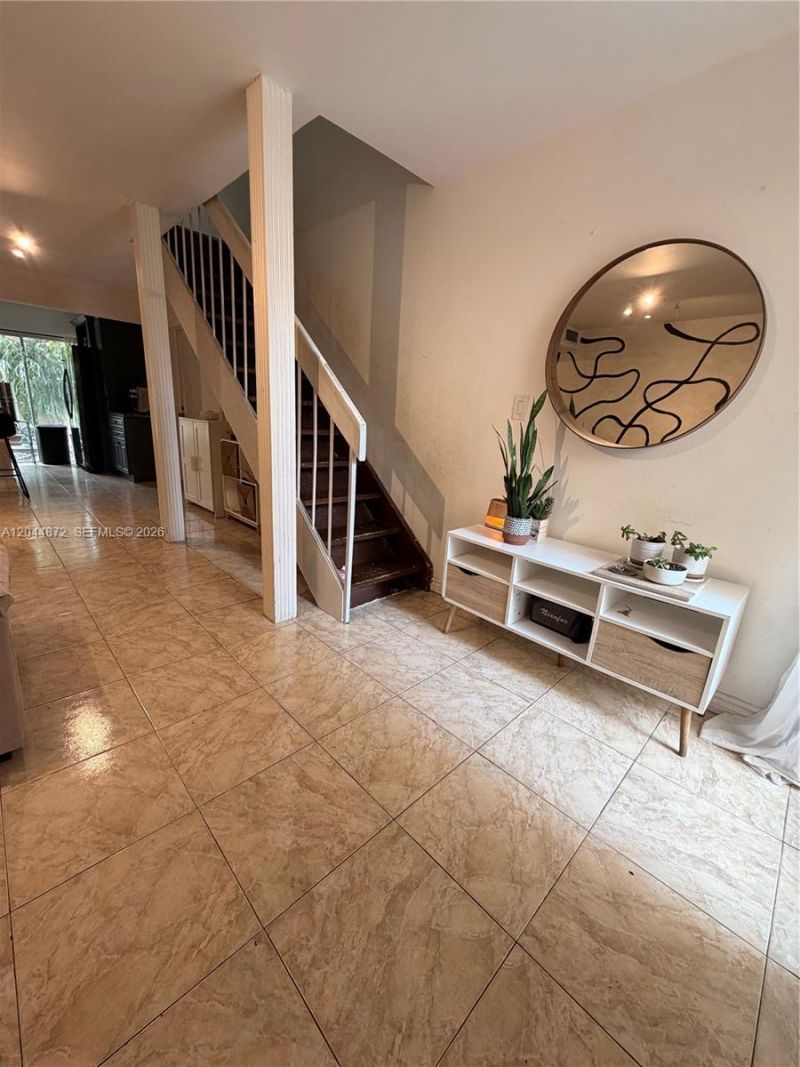 8925 NE 4 Avenue Rd , Unit 8925, Miami Shores, FL 33138 Photo