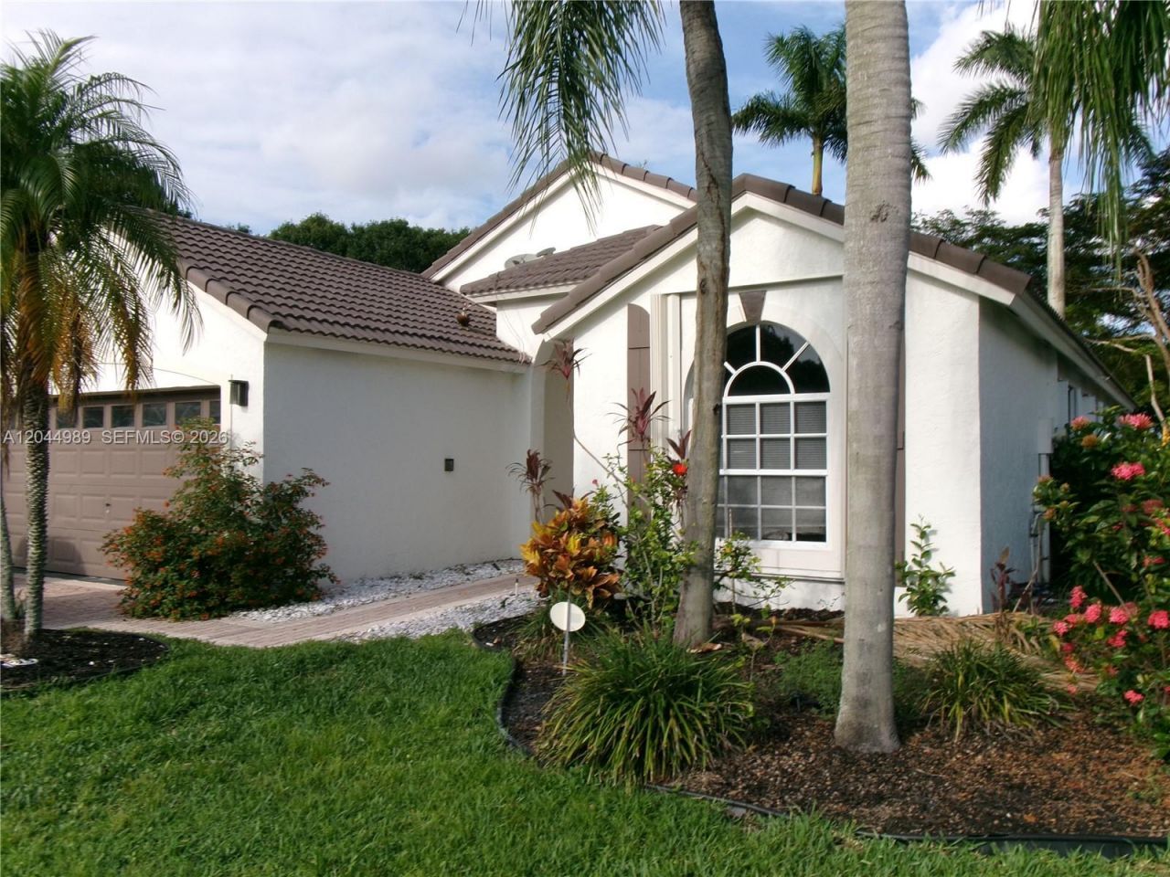1971 Oak Berry Cir, Wellington, FL 33414 Photo