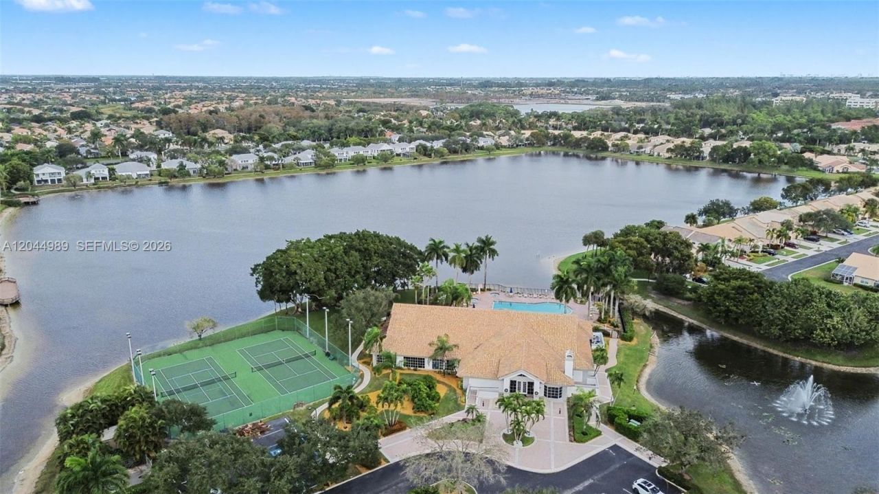 1971 Oak Berry Cir , Wellington, FL 33414 Photo