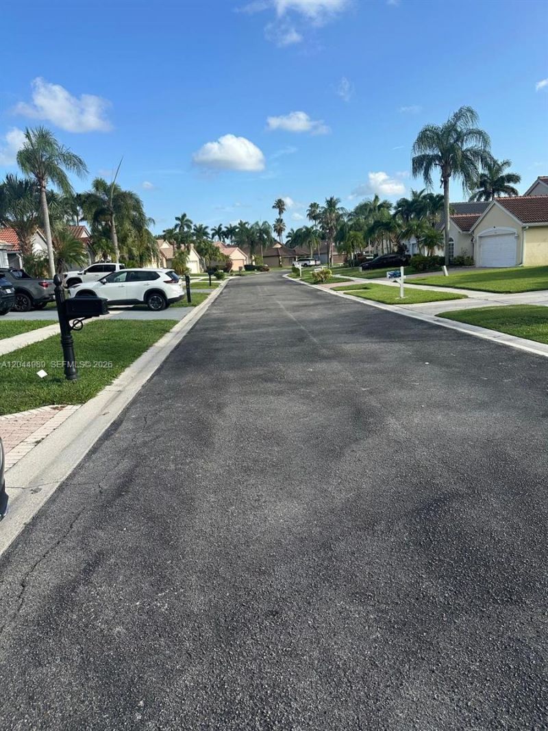 1971 Oak Berry Cir , Wellington, FL 33414 Photo