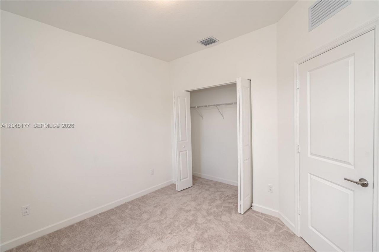 270 SW 159th Pl , Pembroke Pines, FL 33027 Photo