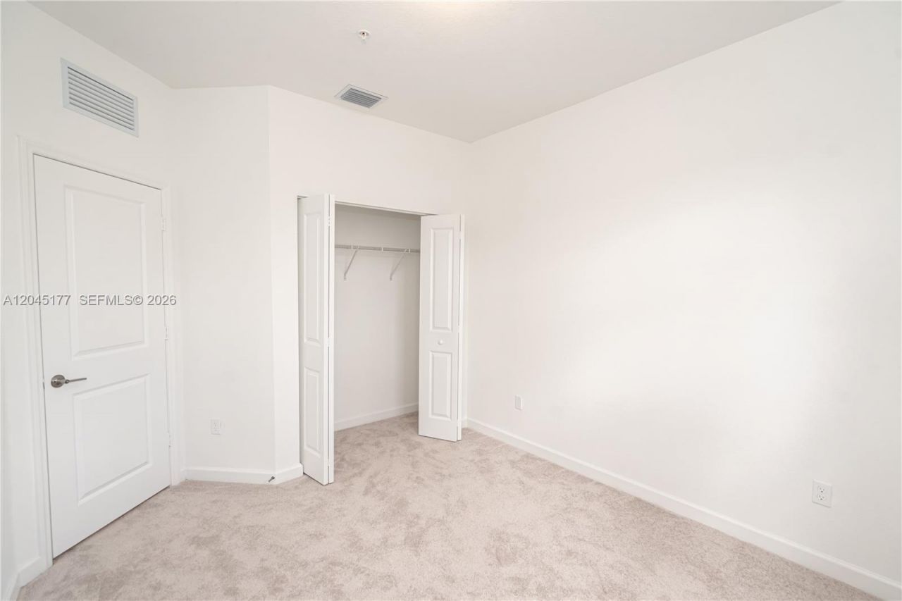 270 SW 159th Pl , Pembroke Pines, FL 33027 Photo