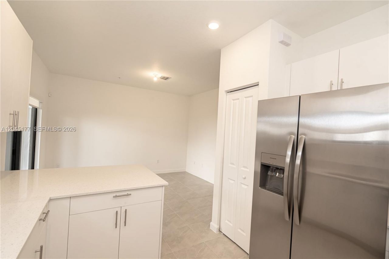 270 SW 159th Pl , Pembroke Pines, FL 33027 Photo