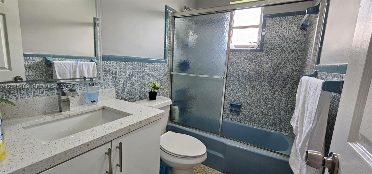 9721 SW 37th Ter, Unit 9723, Miami, FL 33165 Photo