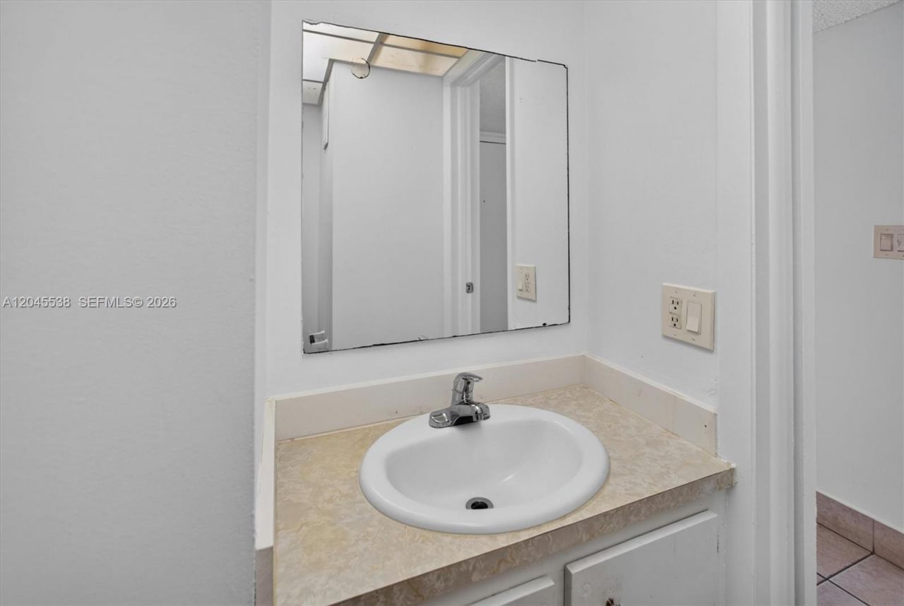 14250 SW 62nd St, Unit 312, Miami, FL 33183 Photo