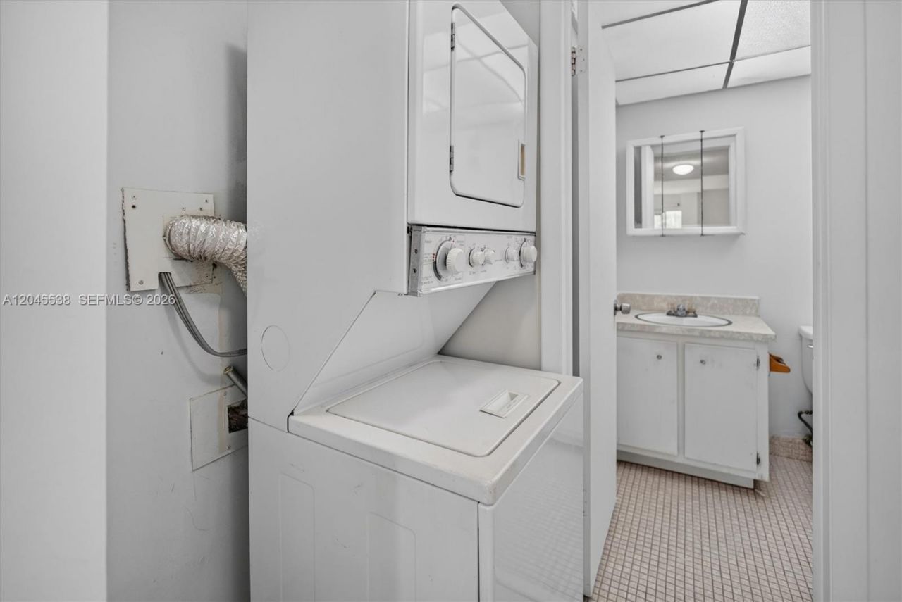 14250 SW 62nd St, Unit 312, Miami, FL 33183 Photo