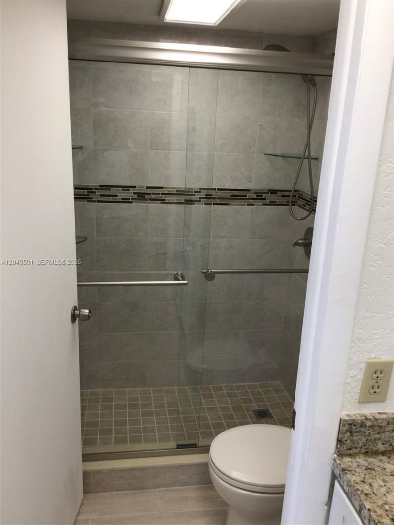 10975 SW 107th St , Unit 302, Miami, FL 33176 Photo