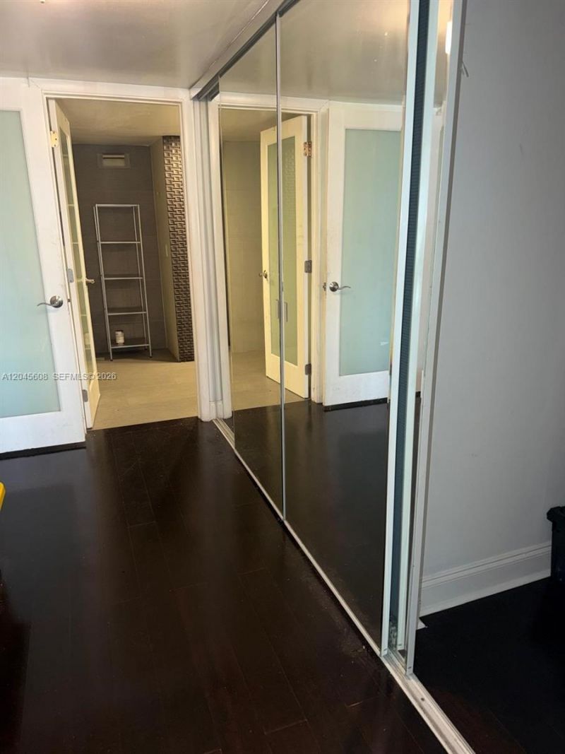 600 NE 36 St, Unit PH22, Miami, FL 33137 Photo