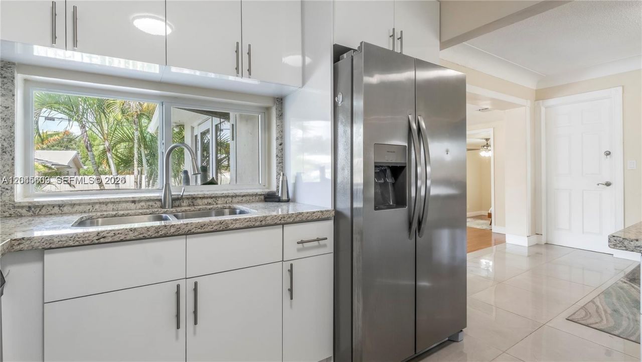 5211 NE 17th Ave, Fort Lauderdale, FL 33334 Photo