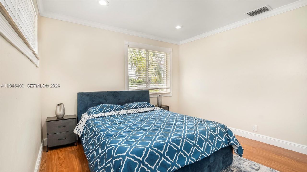 5211 NE 17th Ave, Fort Lauderdale, FL 33334 Photo