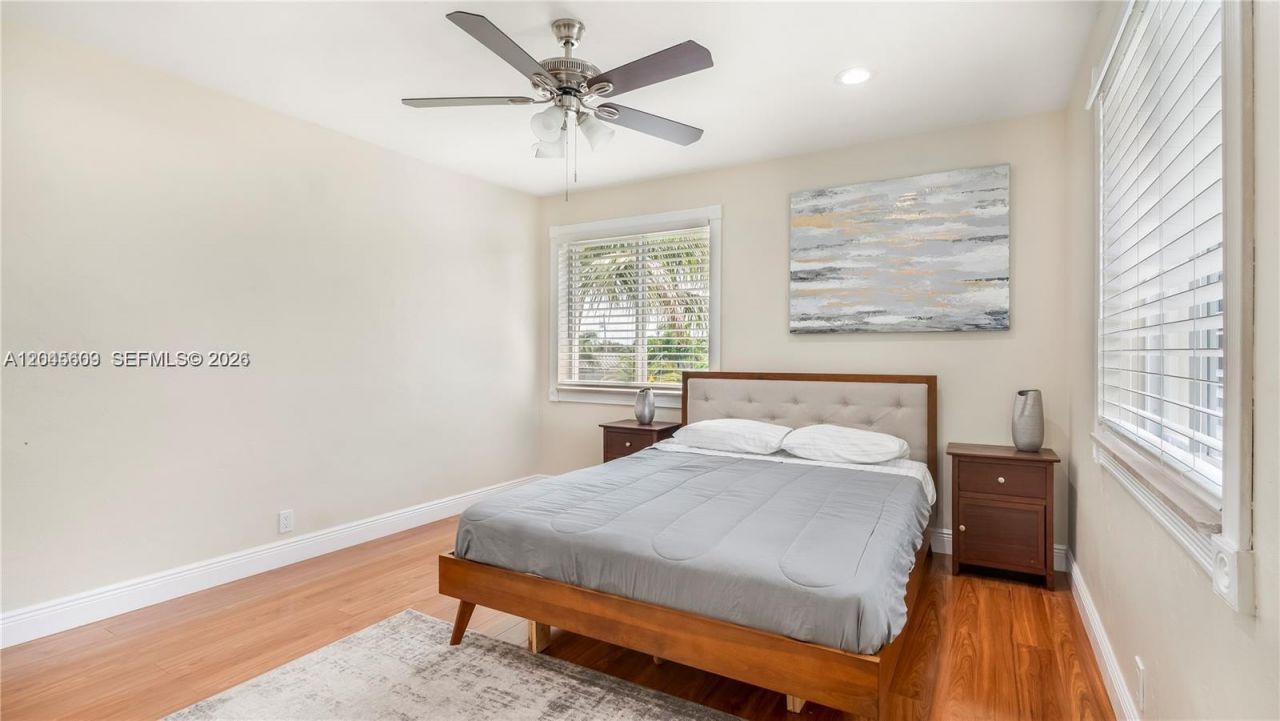 5211 NE 17th Ave, Fort Lauderdale, FL 33334 Photo