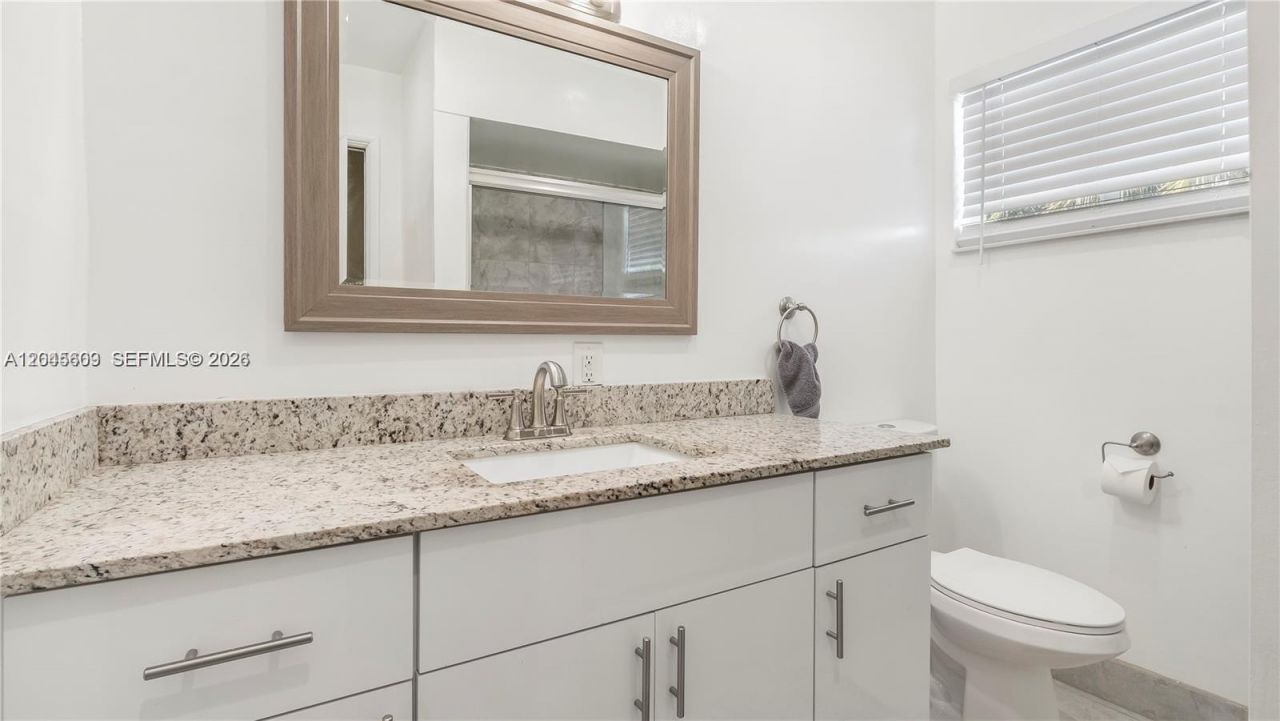 5211 NE 17th Ave, Fort Lauderdale, FL 33334 Photo