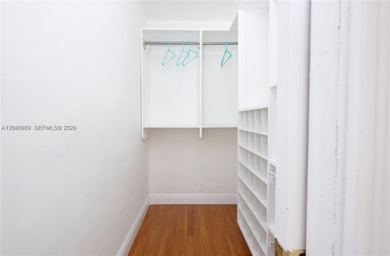 5211 NE 17th Ave, Fort Lauderdale, FL 33334 Photo