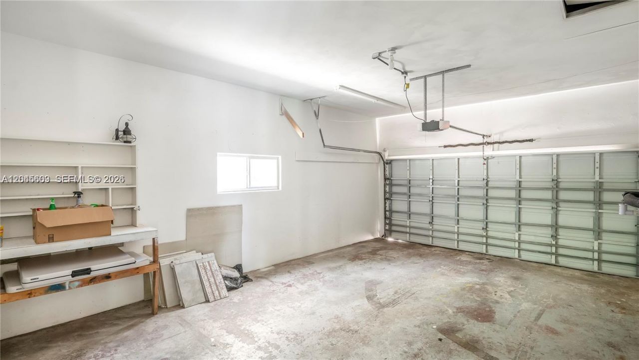 5211 NE 17th Ave, Fort Lauderdale, FL 33334 Photo