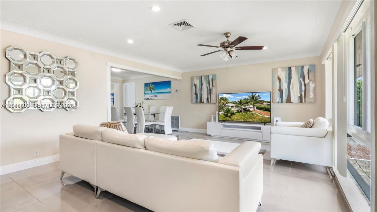 5211 NE 17th Ave, Fort Lauderdale, FL 33334 Photo
