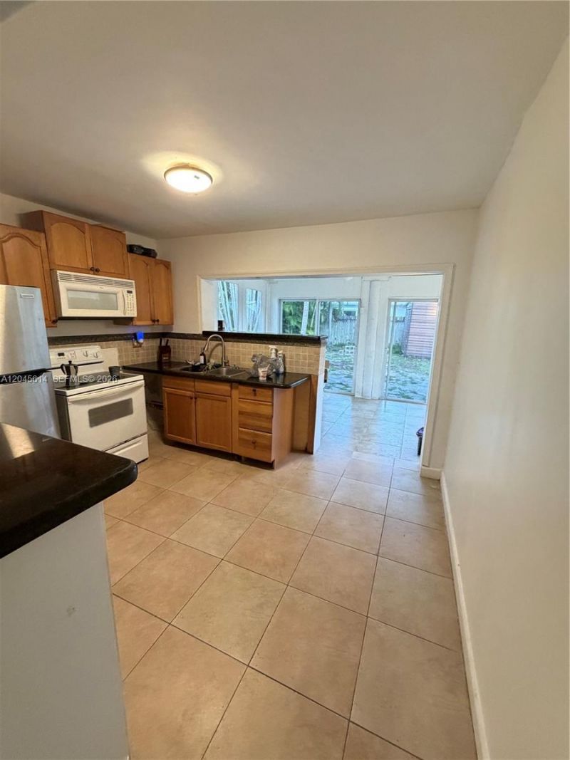 1170 NW 66th Ter , Margate, FL 33063 Photo