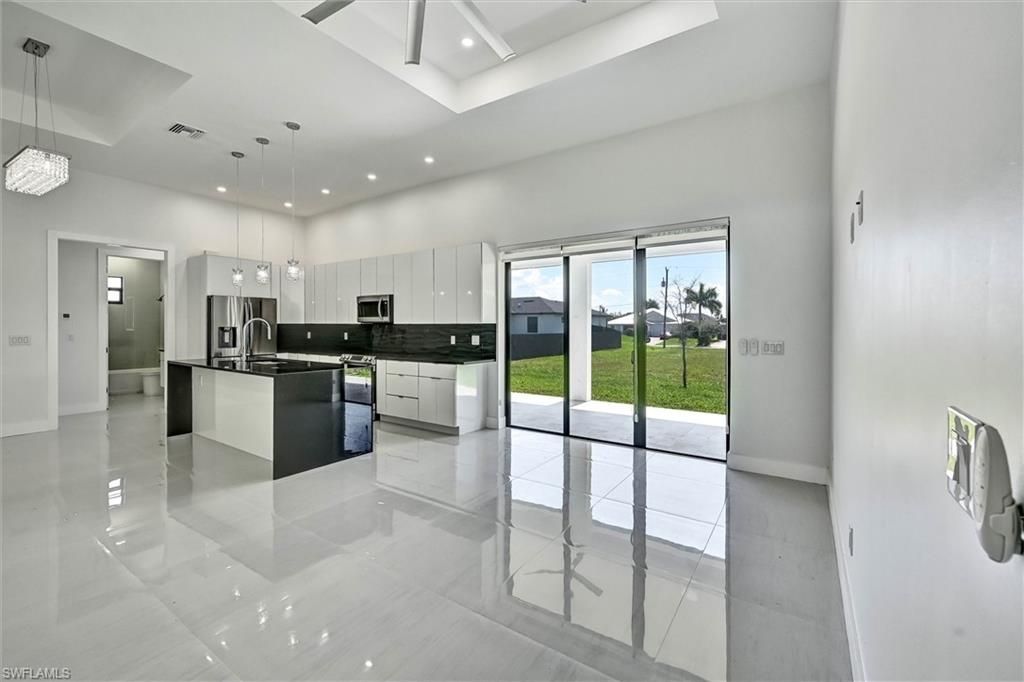 1717 Chiquita Blvd N, Cape Coral, FL 33993 Photo