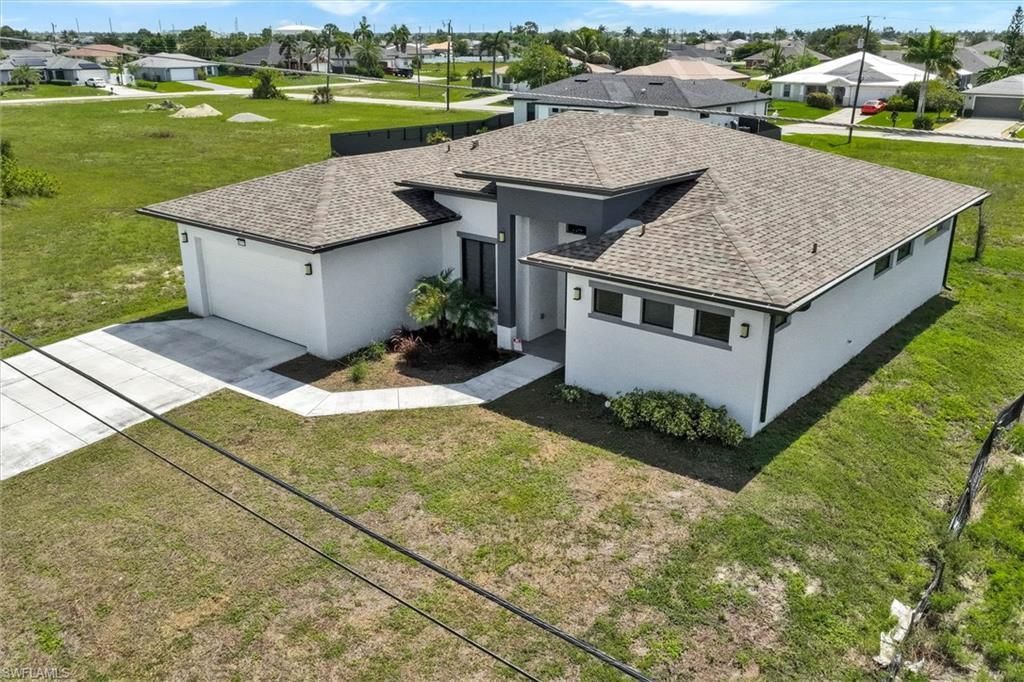 1717 Chiquita Blvd N, Cape Coral, FL 33993 Photo