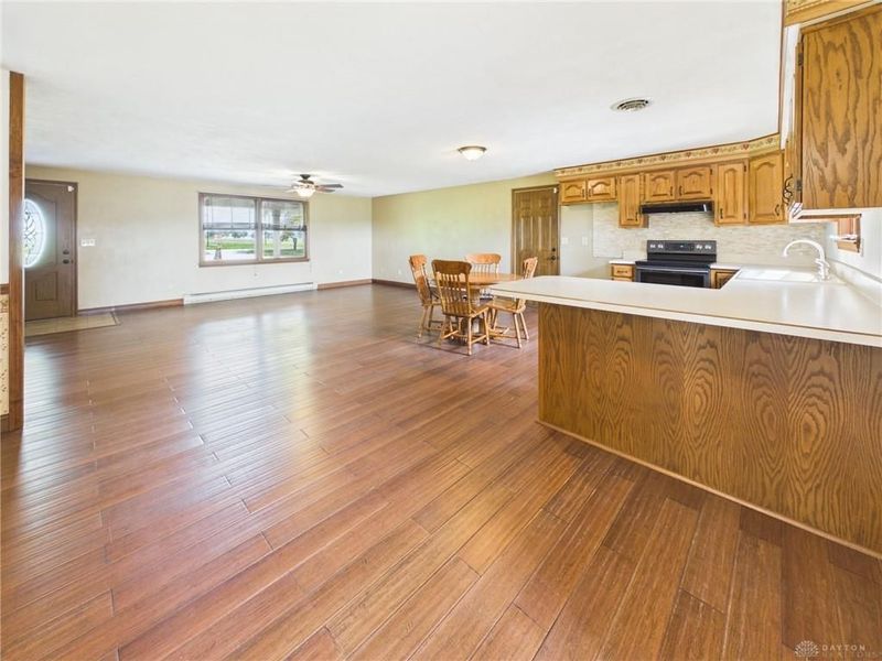 2357 Gordon Landis Road, Twin Township, OH 45304 Photo 9