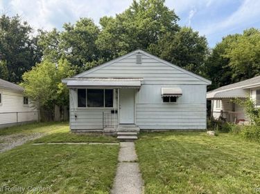 37 E Brooklyn Avenue, Pontiac, Mi 48340