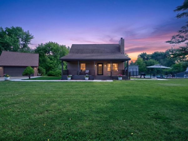26999 Division Drive, Albion, MI 49224