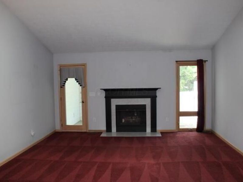175 Hanover Court , Delaware, OH 43015 Photo 3