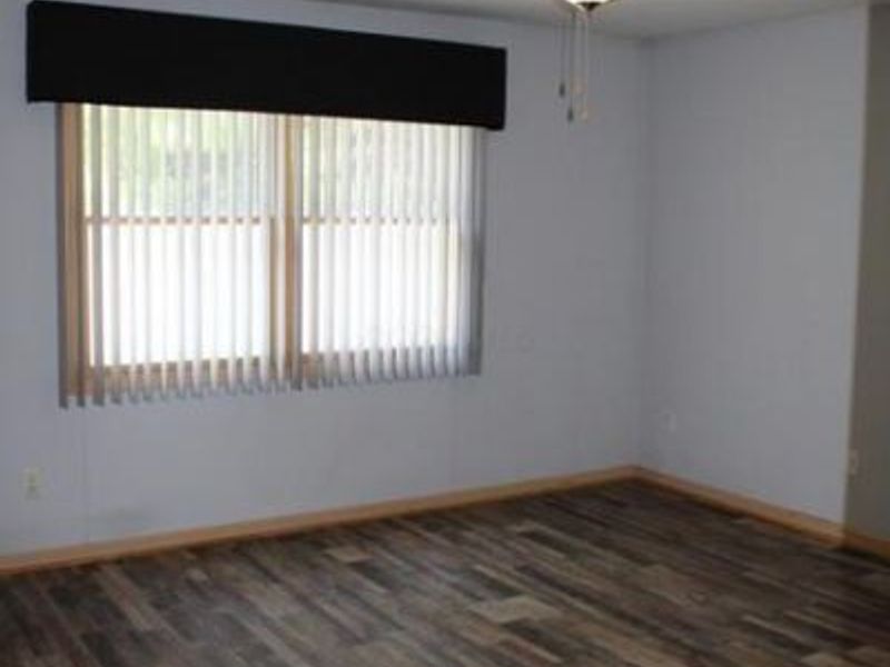 175 Hanover Court , Delaware, OH 43015 Photo 4