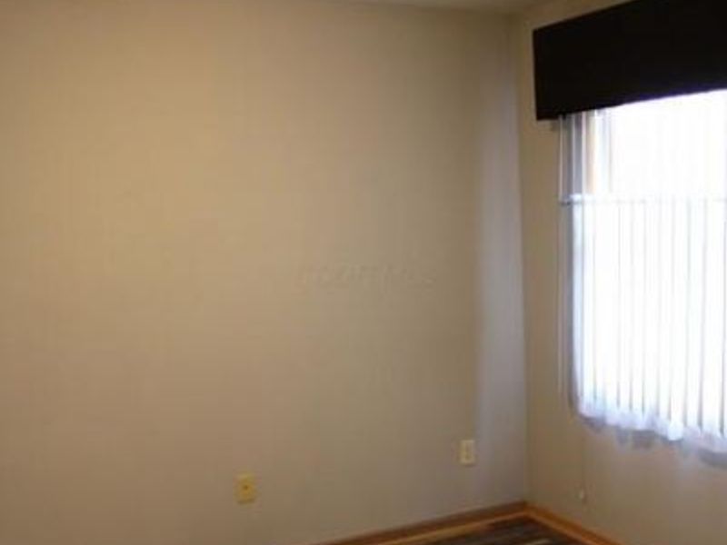 175 Hanover Court , Delaware, OH 43015 Photo 9