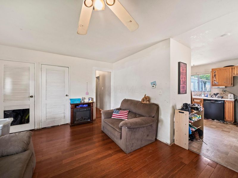 7418 Wollam Avenue , Reynoldsburg, OH 43068 Photo 6