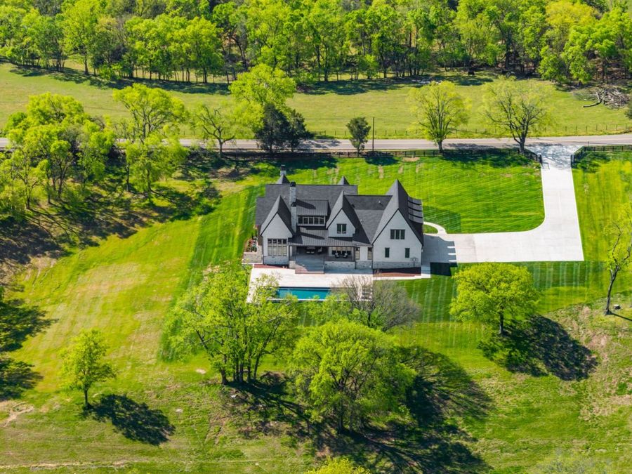 Property Image 96