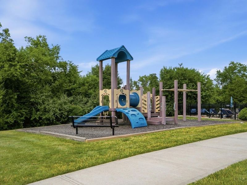 2716 Renaissance Boulevard, Middletown, OH 45005 Photo 48