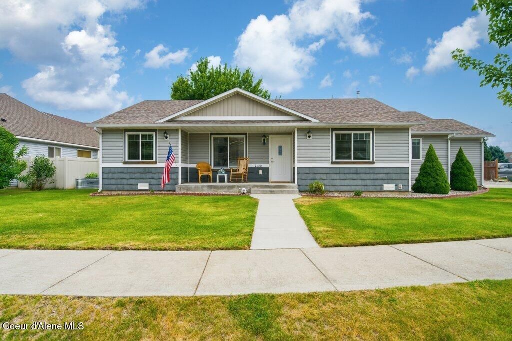 2130 E Decaro LOOP  primary photo