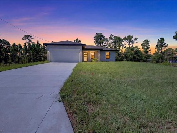 1130 Dutchess ST E, LEHIGH ACRES, FL 33974