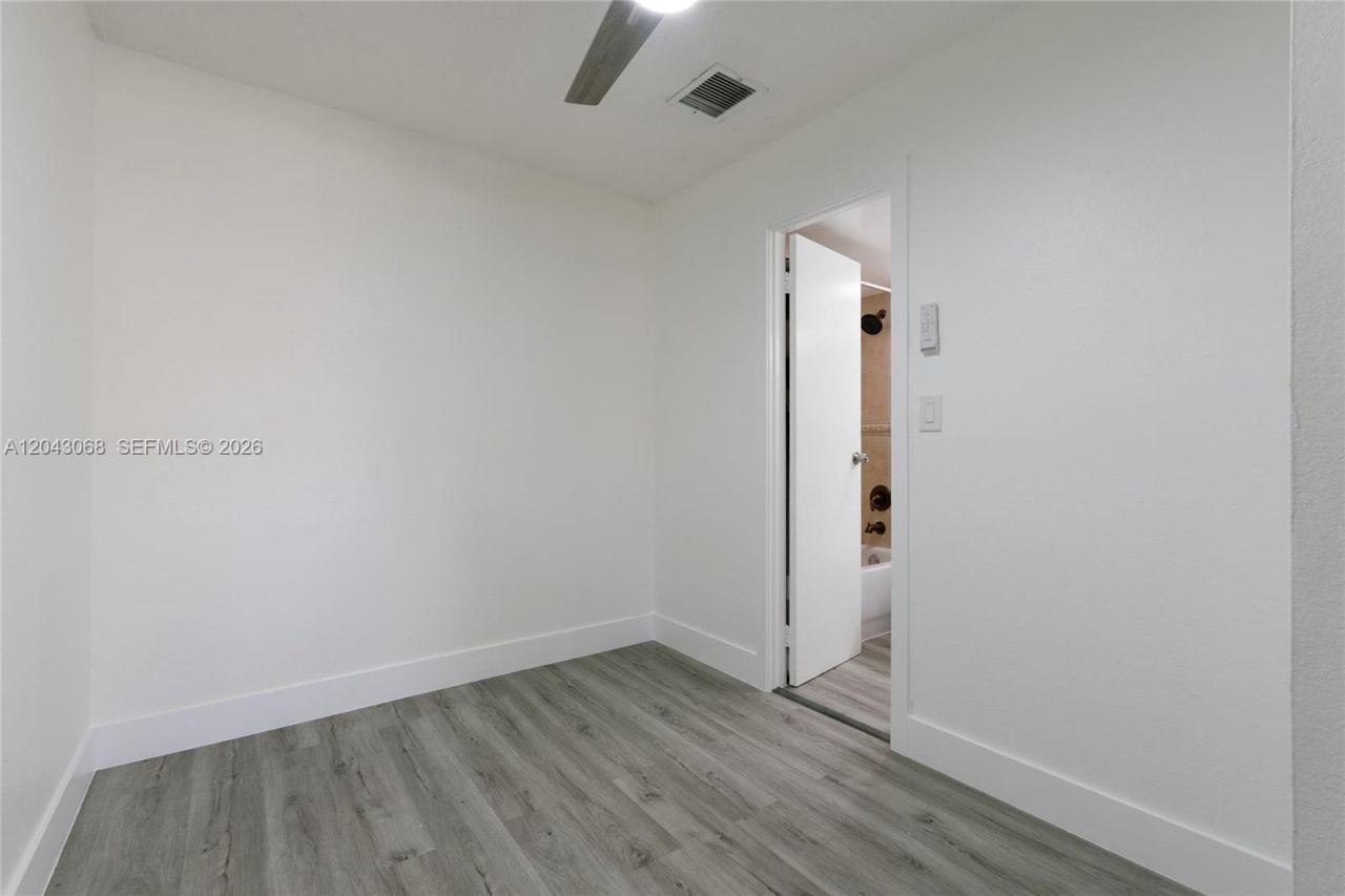 10501 SW 108th Ave , Unit 209, Miami, FL 33176 Photo