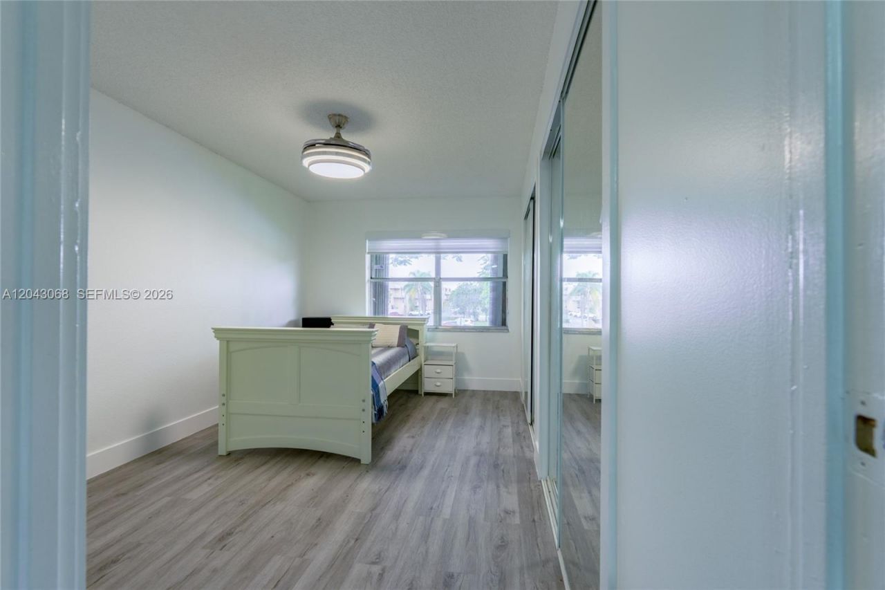 10501 SW 108th Ave , Unit 209, Miami, FL 33176 Photo