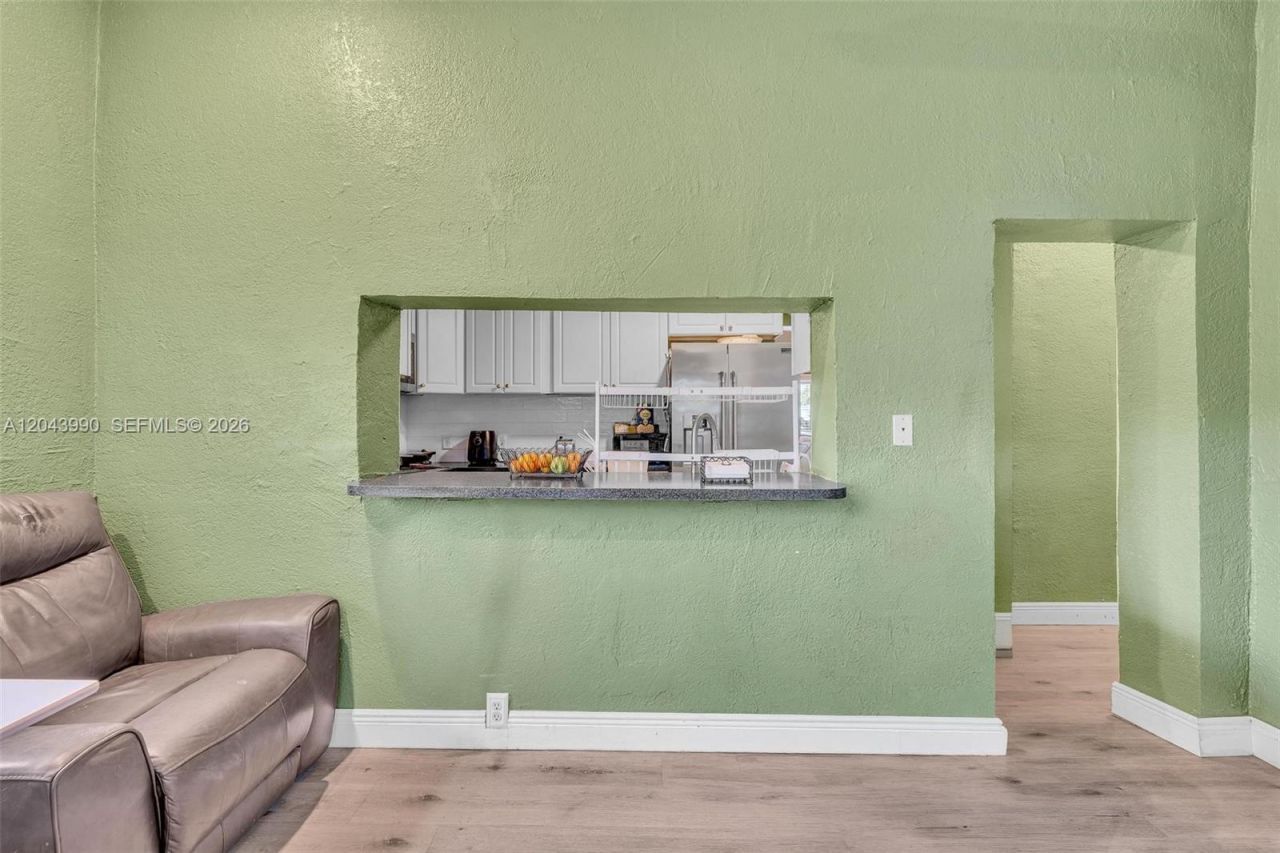 1800 NW 3rd Ct, Fort Lauderdale, FL 33311 Photo