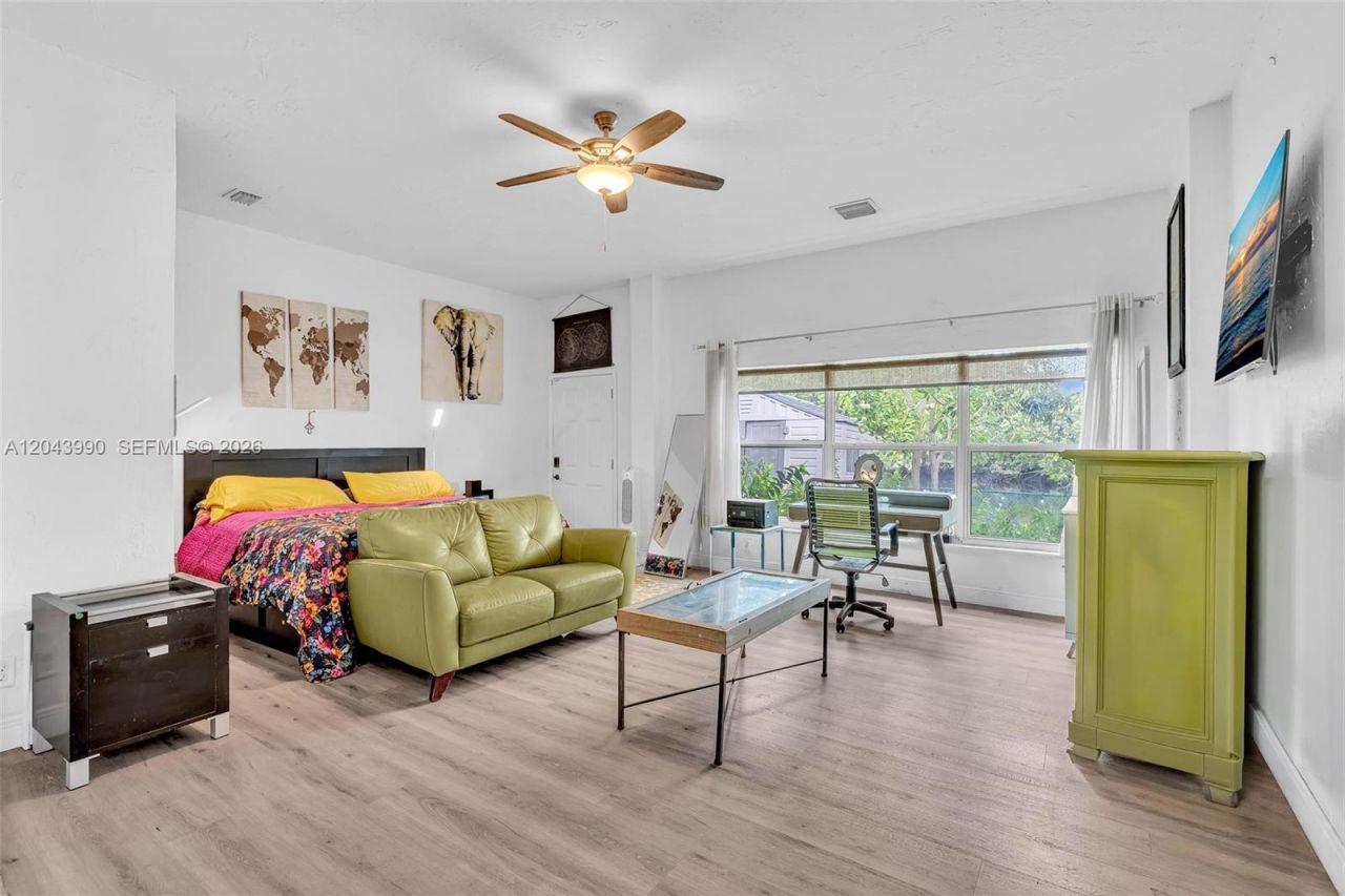1800 NW 3rd Ct, Fort Lauderdale, FL 33311 Photo