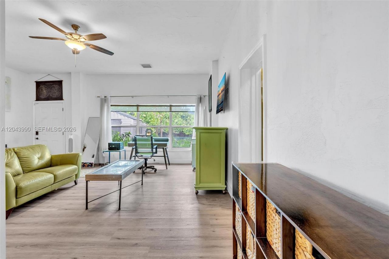 1800 NW 3rd Ct, Fort Lauderdale, FL 33311 Photo