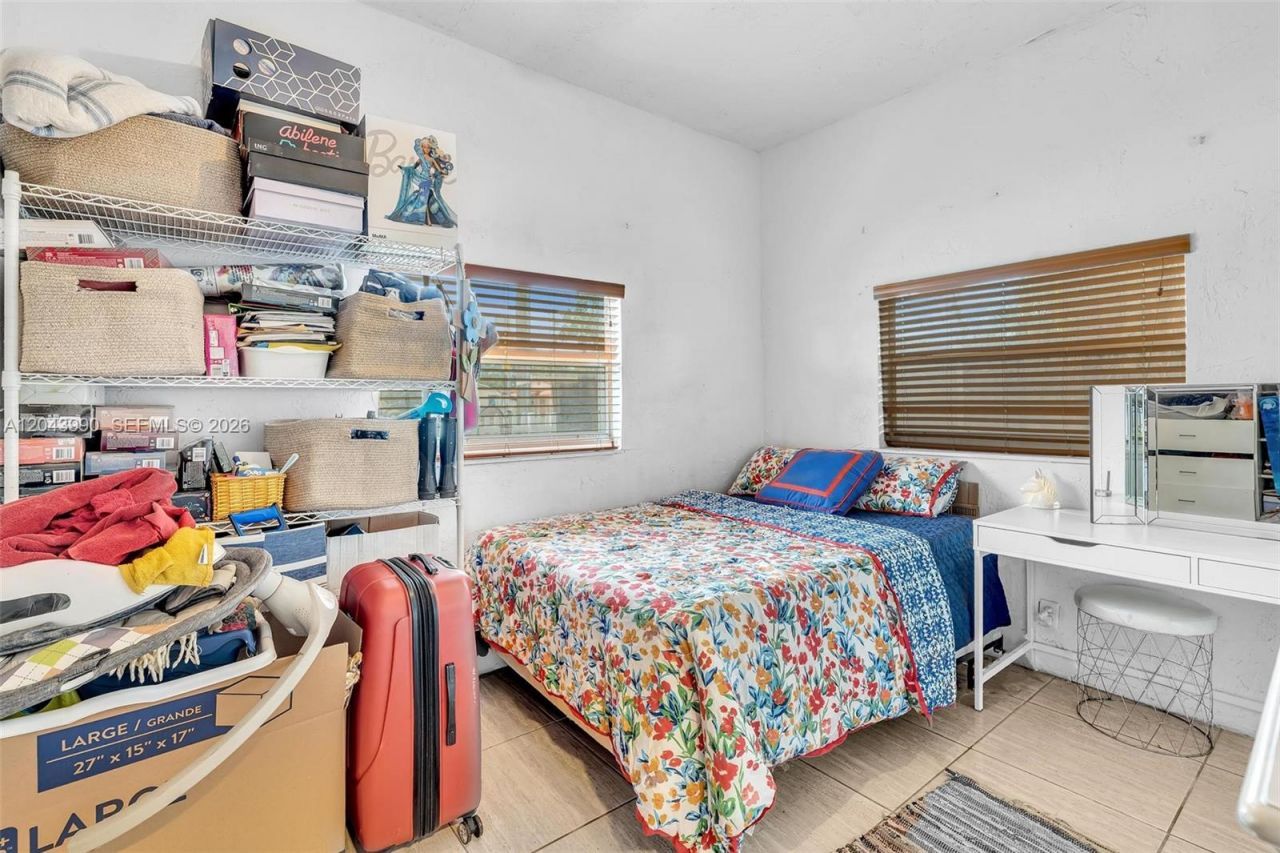 1800 NW 3rd Ct, Fort Lauderdale, FL 33311 Photo