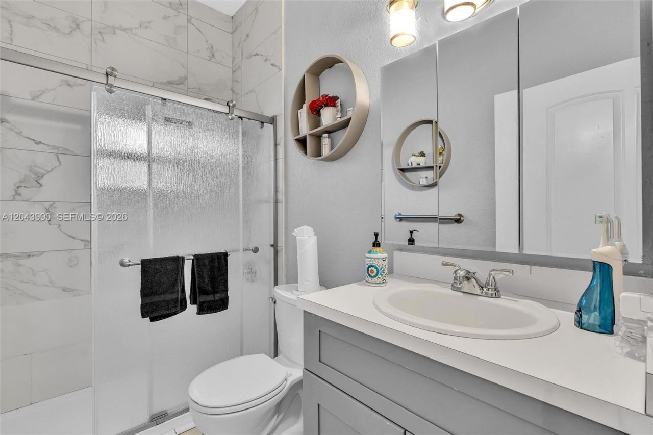 1800 NW 3rd Ct, Fort Lauderdale, FL 33311 Photo