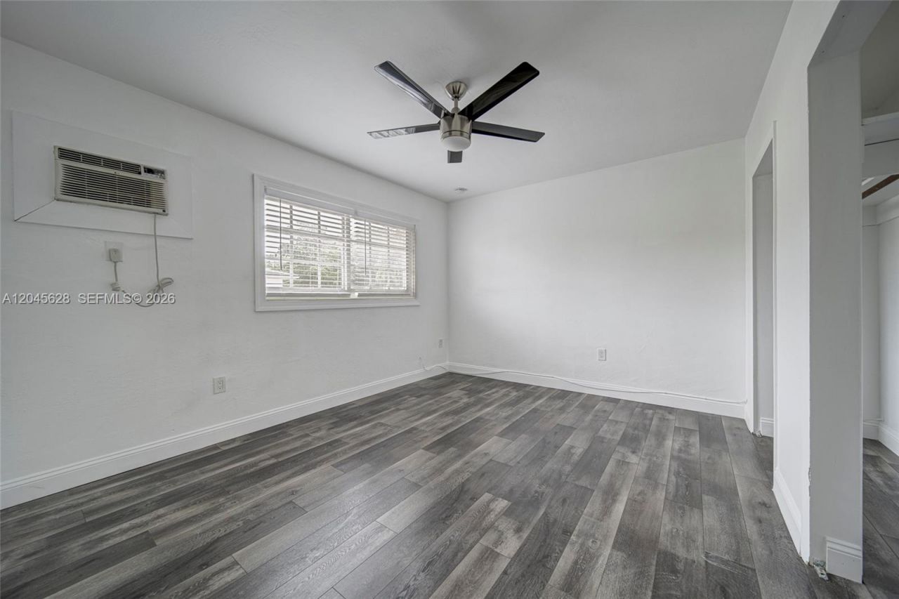 6565 Santona St , Unit B19, Coral Gables, FL 33146 Photo