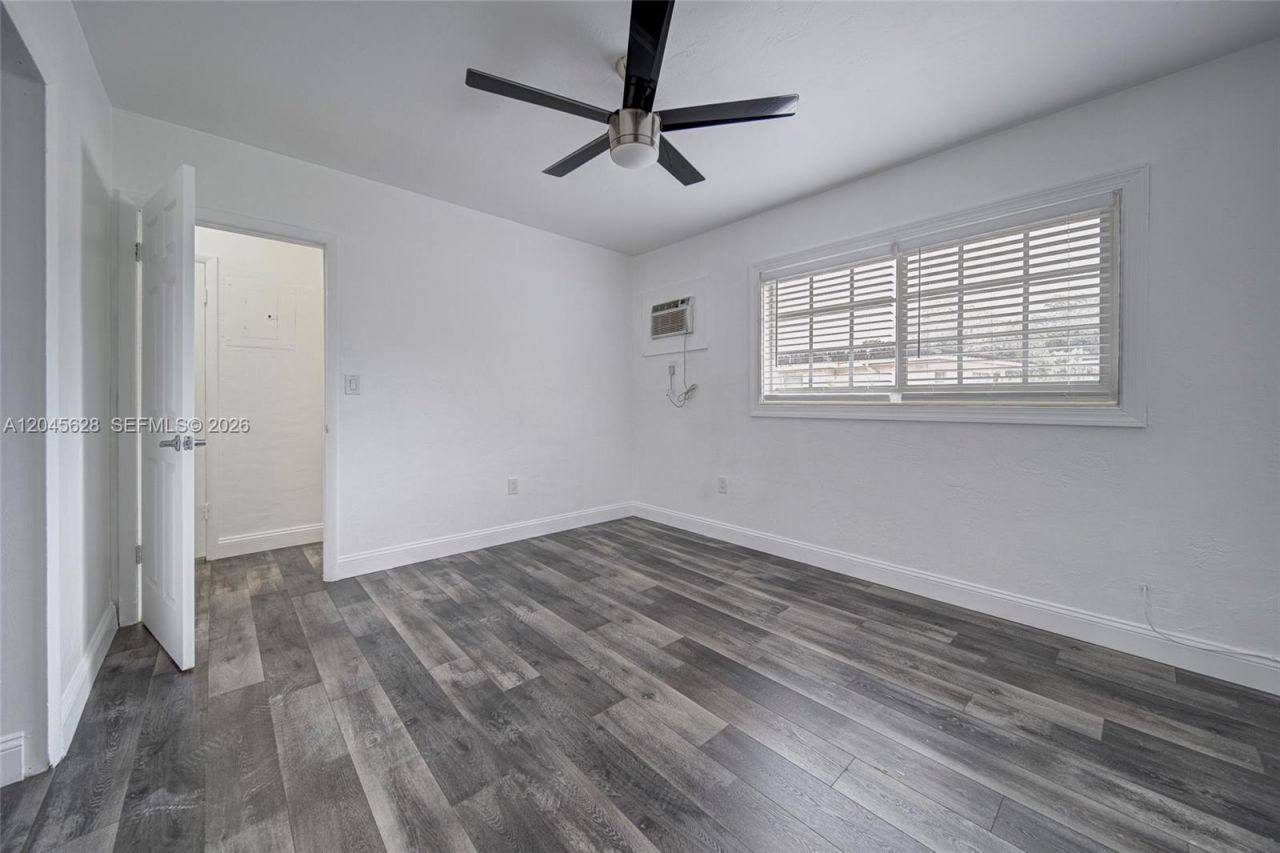 6565 Santona St , Unit B19, Coral Gables, FL 33146 Photo