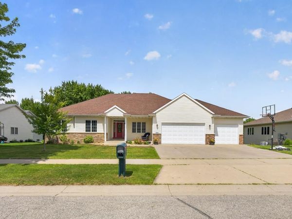 2967 Darcy Drive NE, Rochester, MN 55906